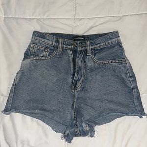 Pretty Little Thing Denim Shorts Size US 2